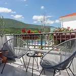 Nada * Sinj